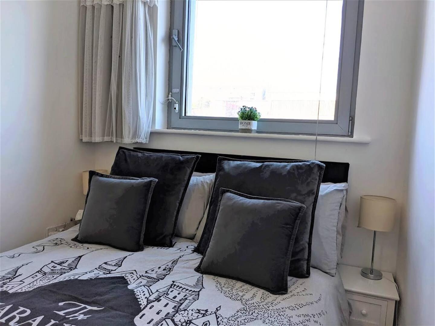 Lovely Guest Rooms In City Centre Liverpool Extérieur photo