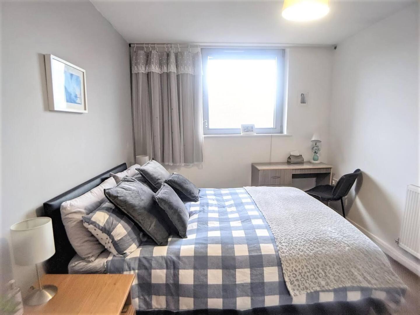 Lovely Guest Rooms In City Centre Liverpool Extérieur photo